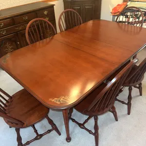 Gorgeous Hitchcock dining table with six chairs