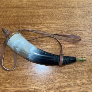 Black powder horn