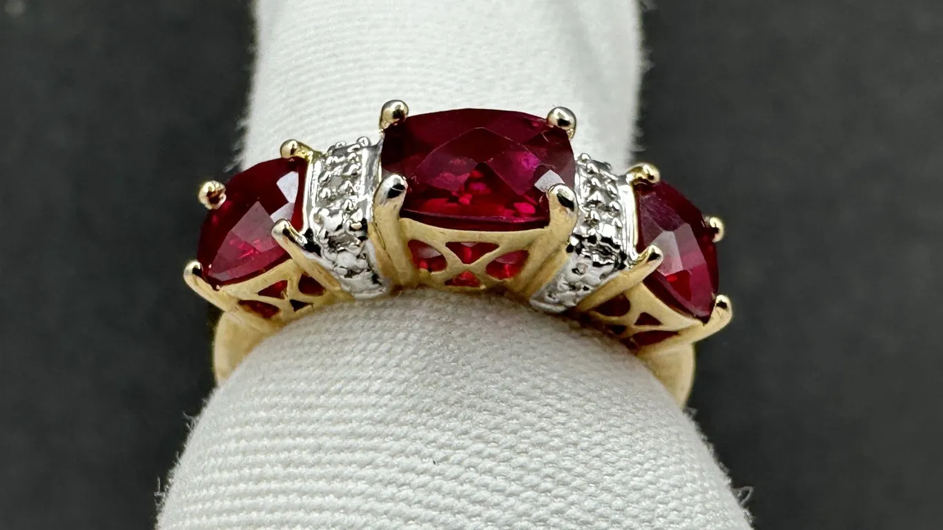 Faceted Ruby Gemstone Diamond Chip Sterling Silver Ring Sz 8