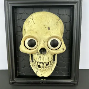 Fright Frame Skull Skeleton Head Battery Operated Picture Motion Detector Halloween Decor