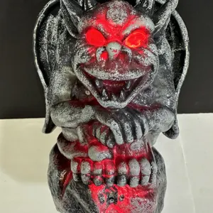 2009 Battery Operated Light Up Gargoyle Halloween Decoration