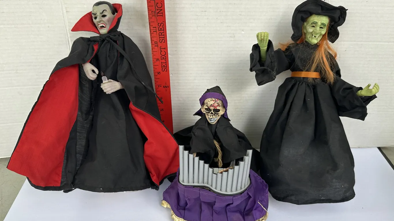 Dracula Witch Skeleton Organ Player Figures Halloween Decor