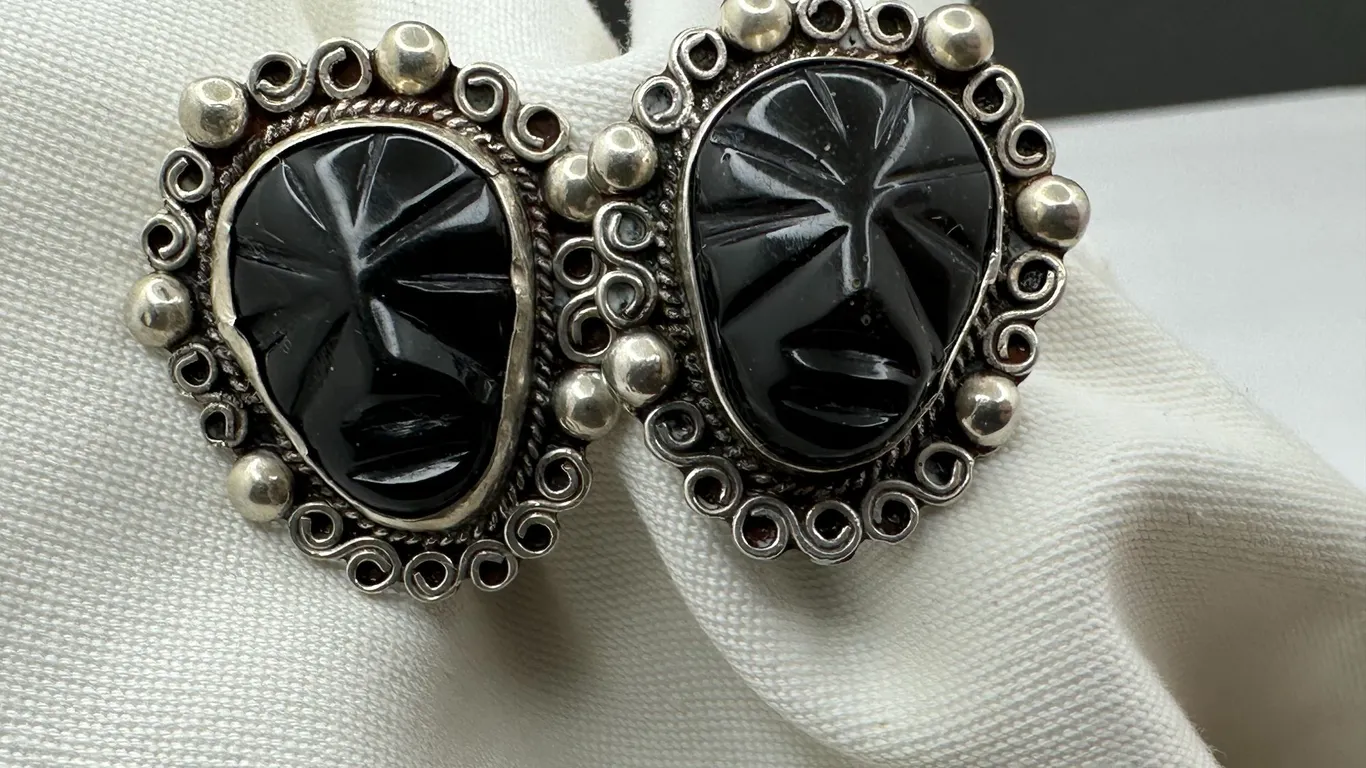 Taxco Mexico Aztec Mayan Face Black Onyx Silver Earrings Screw Back