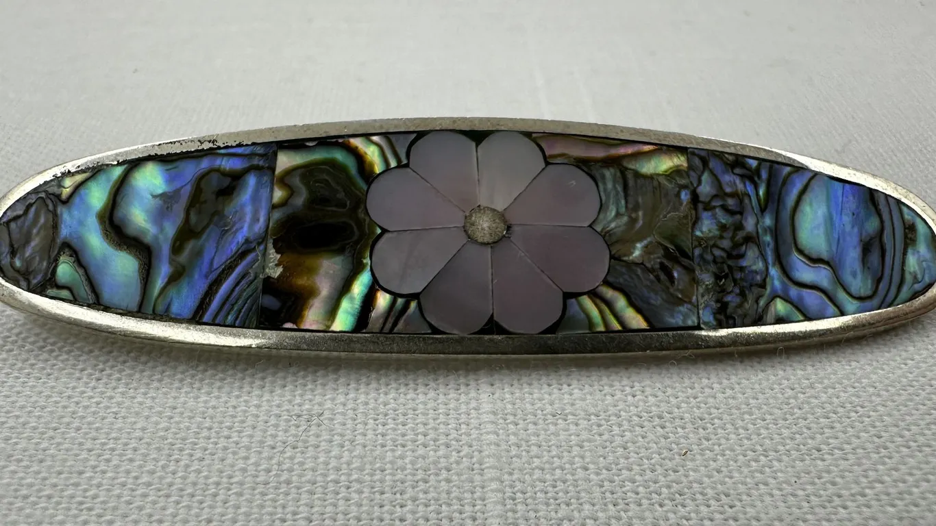 Abalone & Mother of Pearl Inlay Flower Alpaca Silver Oval Pin