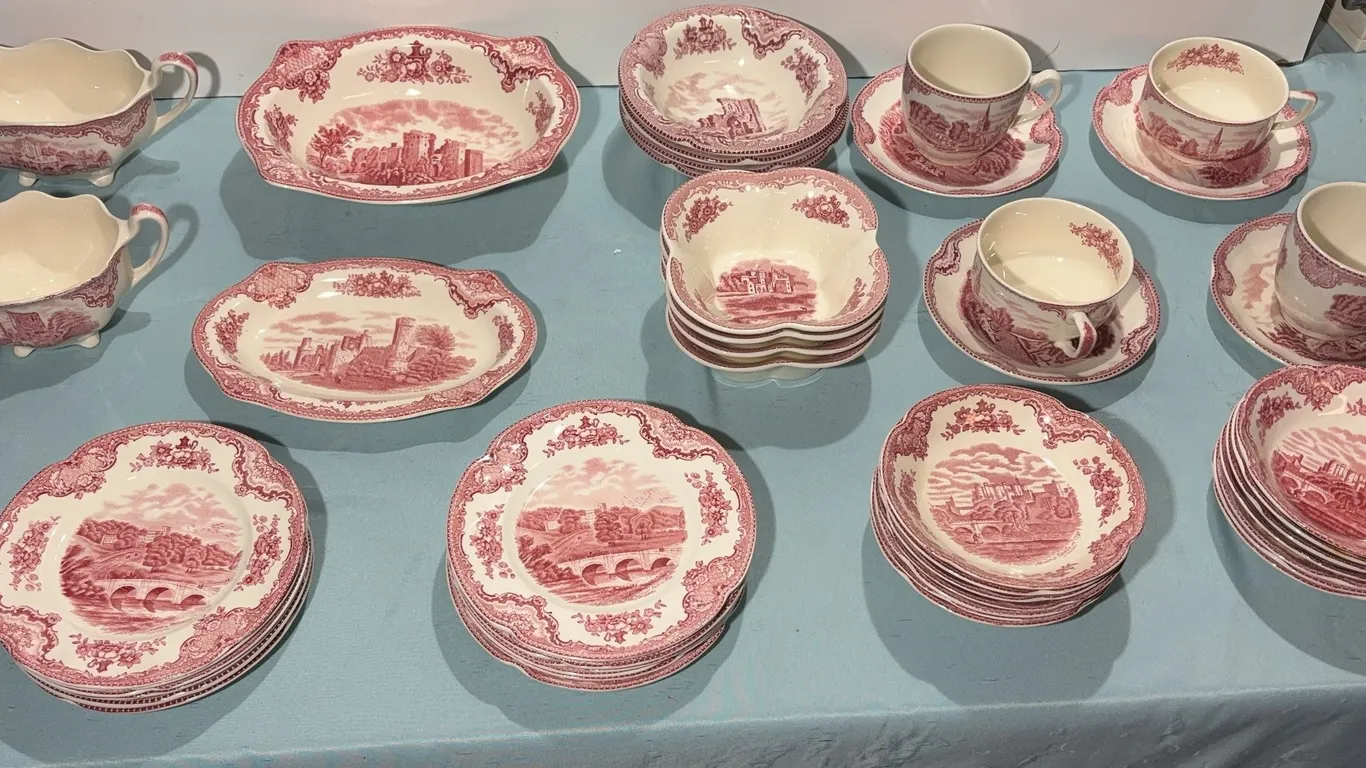 Johnson Brothers Old Britain Castles China Porcelain Pieces in Red