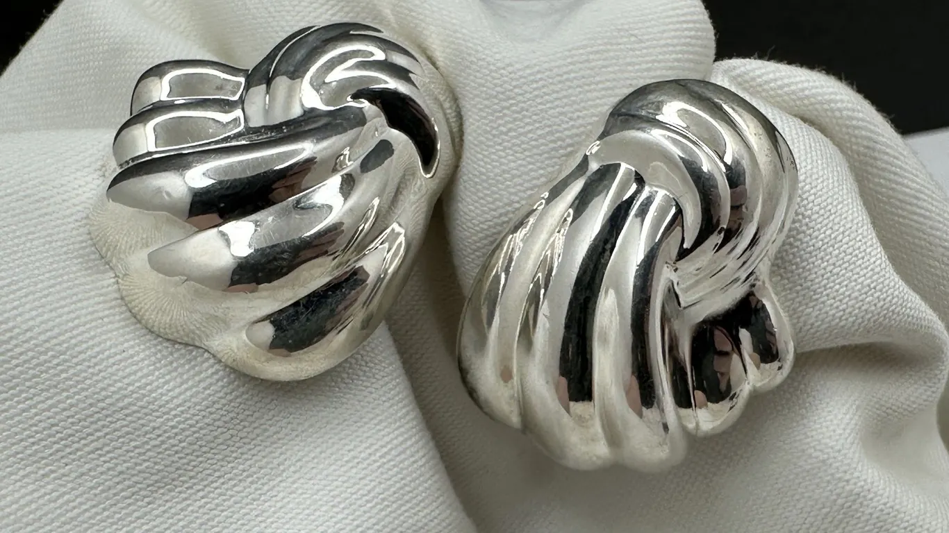 Artisan Puffy Clouds Mexico 925 Sterling Silver Pierced Scroll Earrings