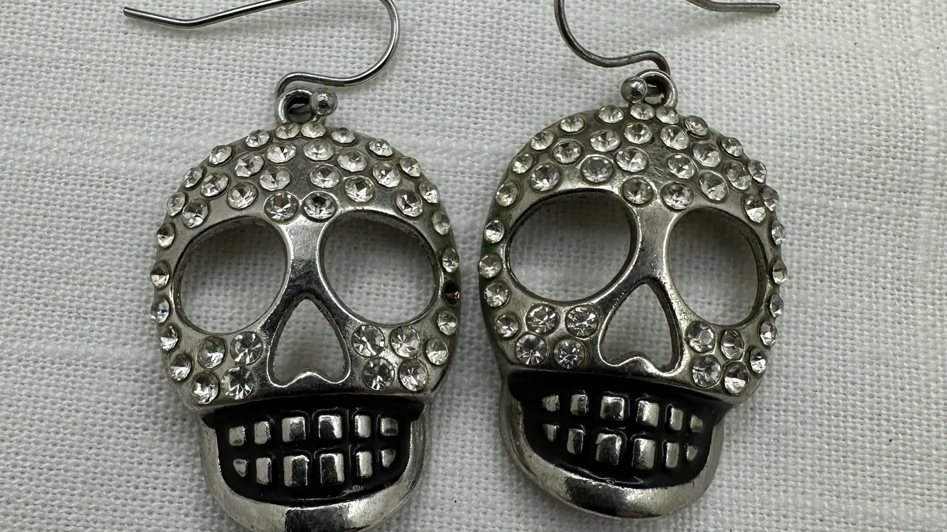 Halloween Rhinestone Skeleton Head Dangling Pierced Earrings