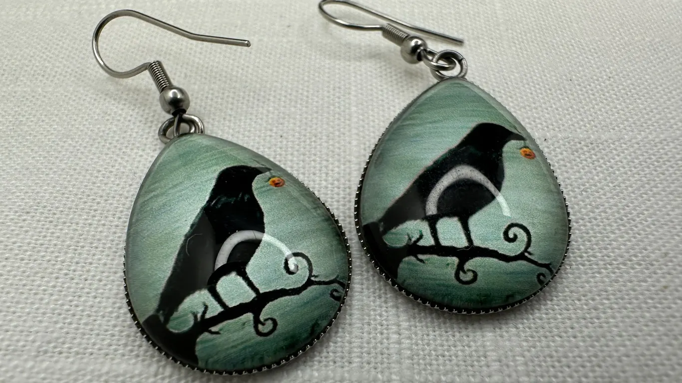 Halloween Black Crow Raven Tierdrop 3-D Pierced Earrings