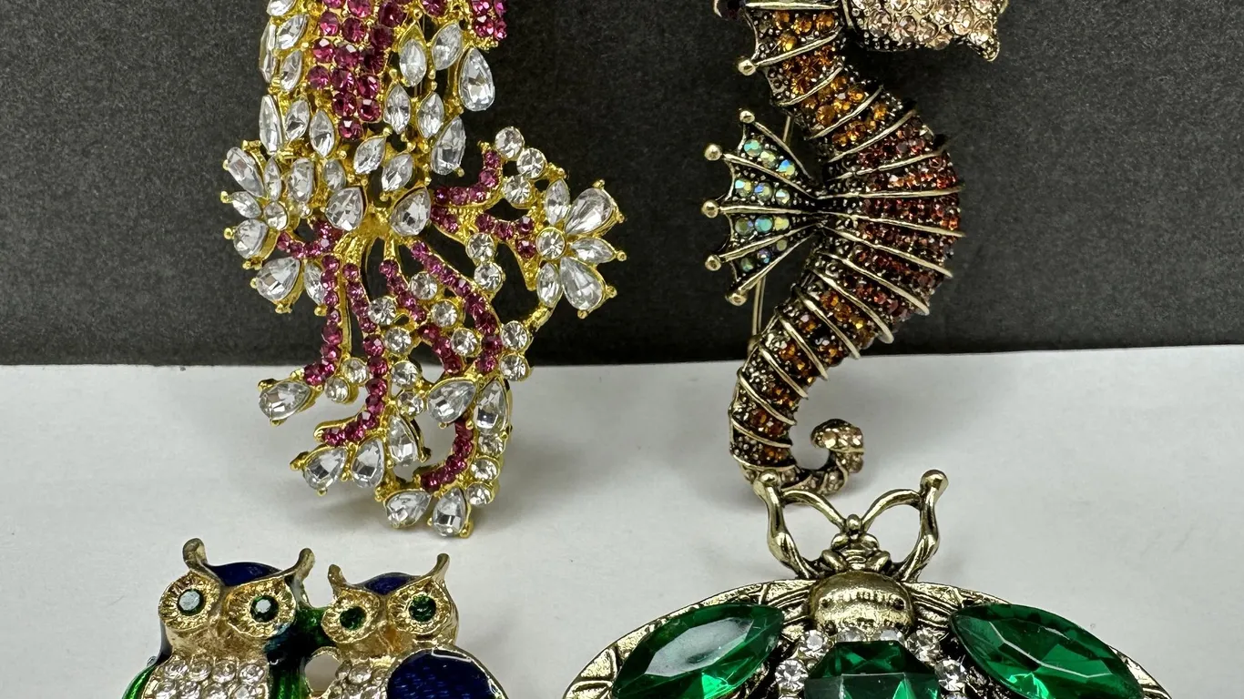 Vintage Seahorse Owl Bird of Paradise Bug Rhinestone Pin Lot