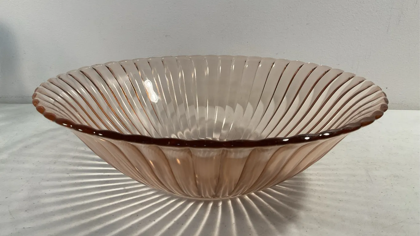 Vintage Anchor Hocking Pink Depression Glass Ribbed Swirl Bowl – 11½"