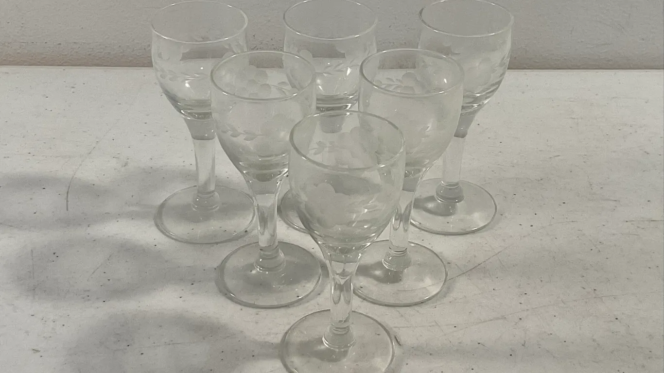 Set of 6 Etched Floral Crystal Stemmed Glasses