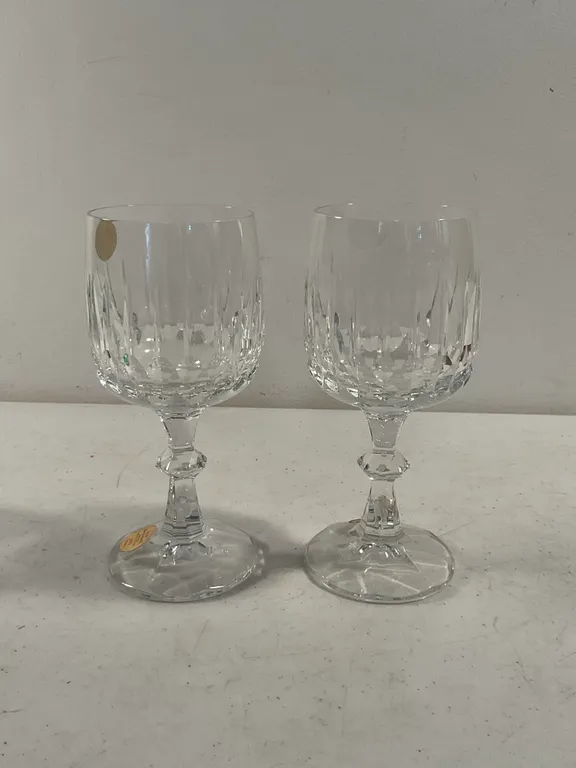 Pair of Vintage Cristallerie Zwiesel 24% Lead Crystal Wine Glasses – Germany
