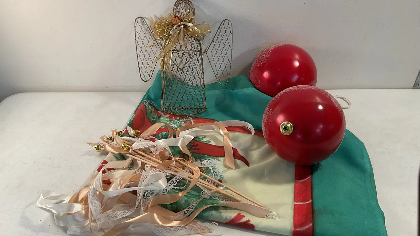Christmas Décor Collection – Angel, Oversized Ornaments, Wreath Banner & Ribbon Wands