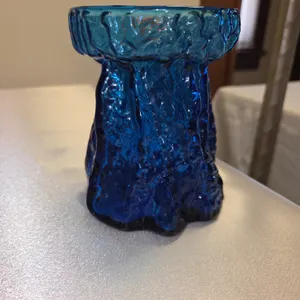 Morgantown/Sececa vase Blue 3.5x4 3/4"