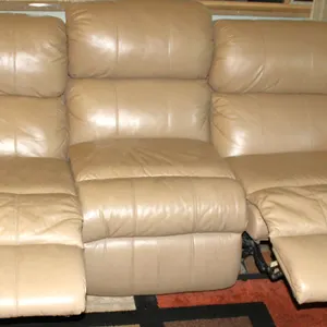 Flexsteel 85" Leather Reclining Sofa