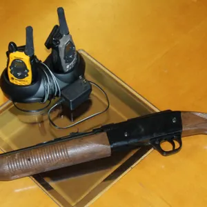 Daisy BB Gun with Wood Stock and Two-Way Radios