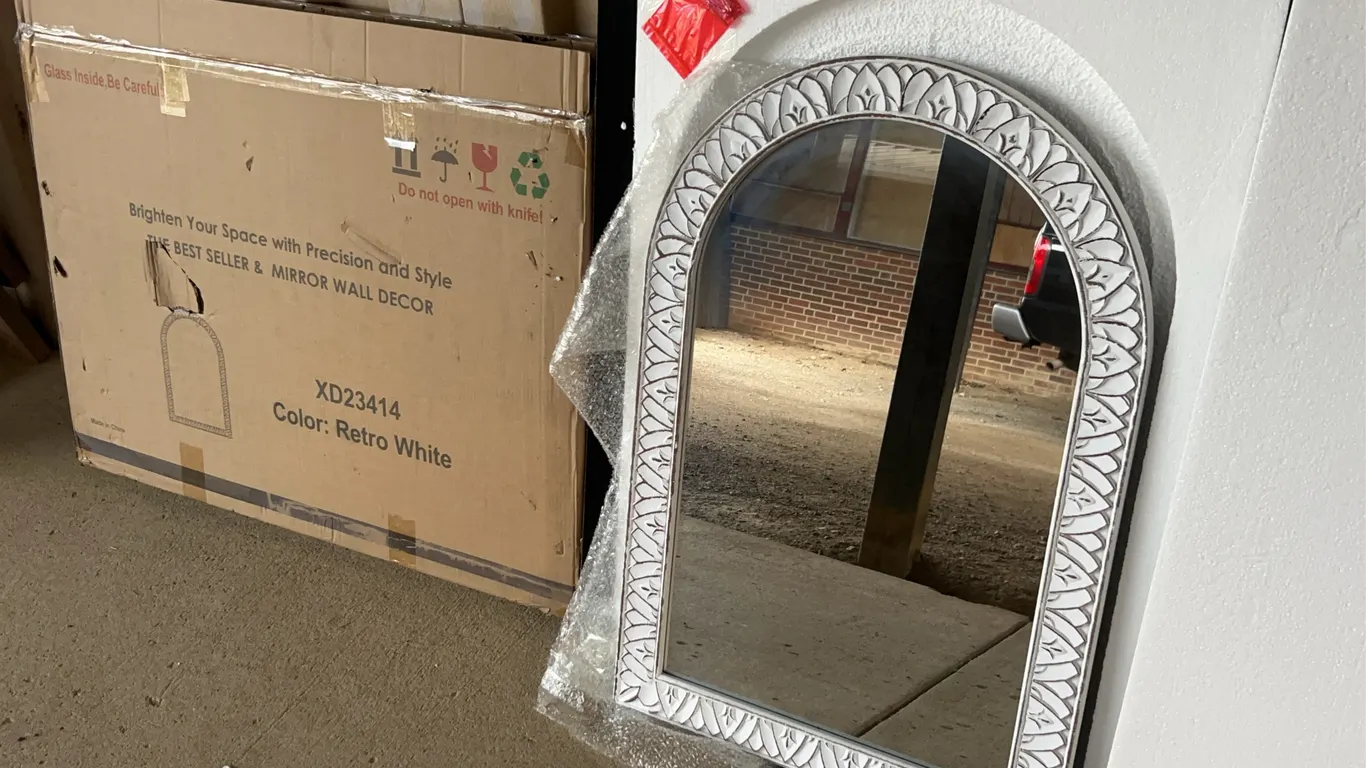 New Retro White Arched Wall Mirror 24"X36"