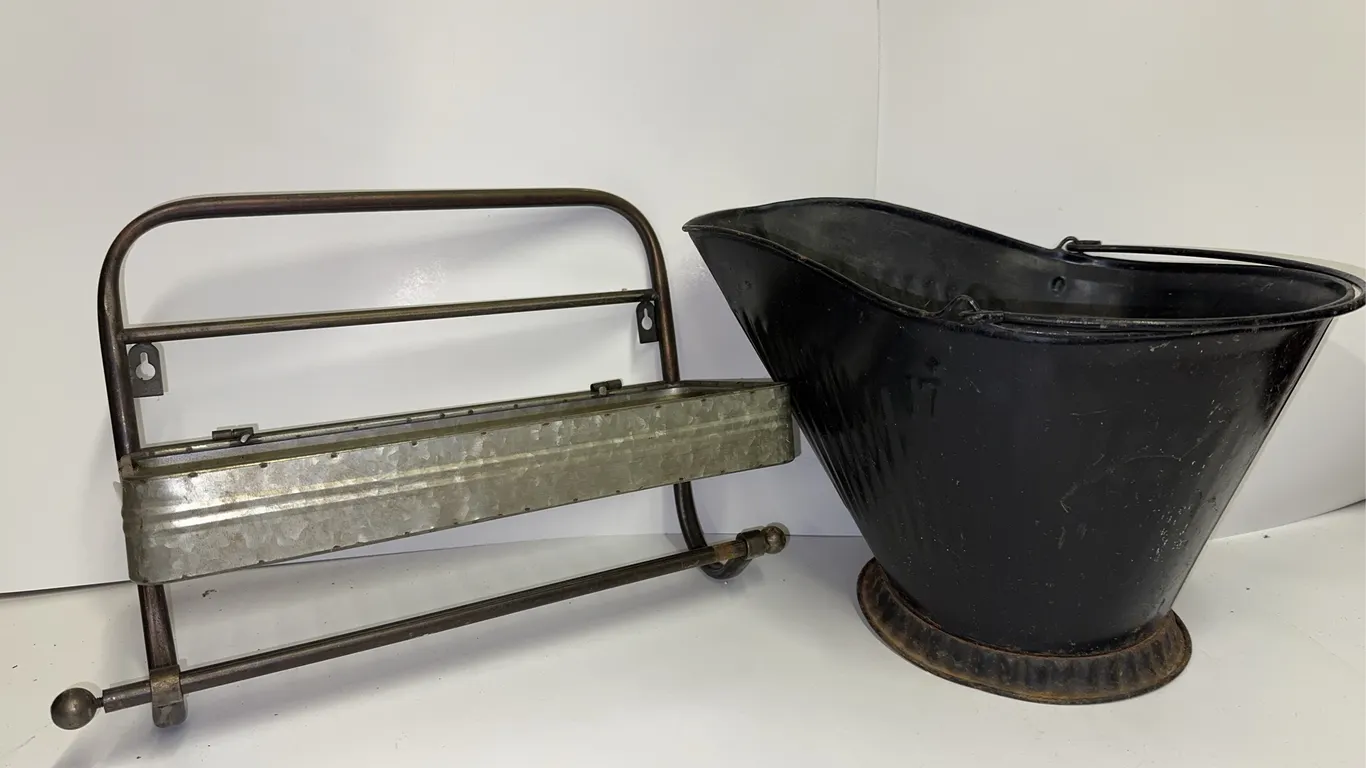 Bucket and Mohr 