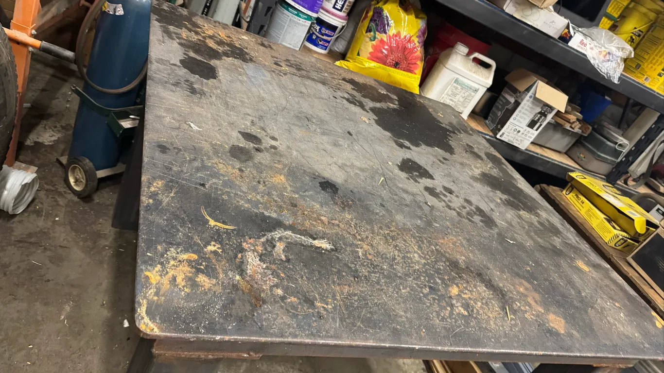 Welding table