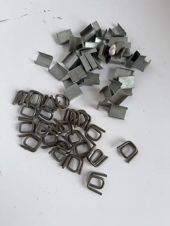 Clips