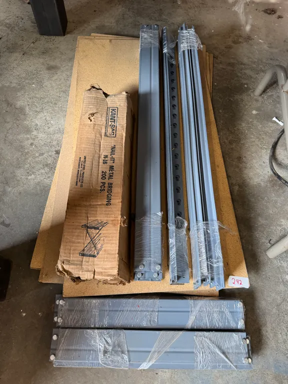 Shelf Unit