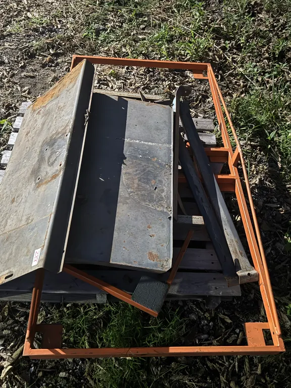 Table legs and more