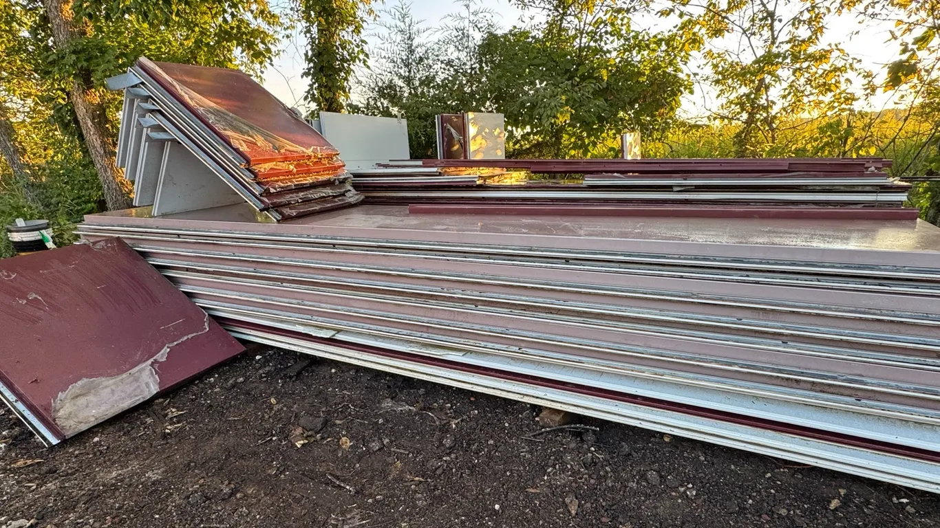 Insulated building panels