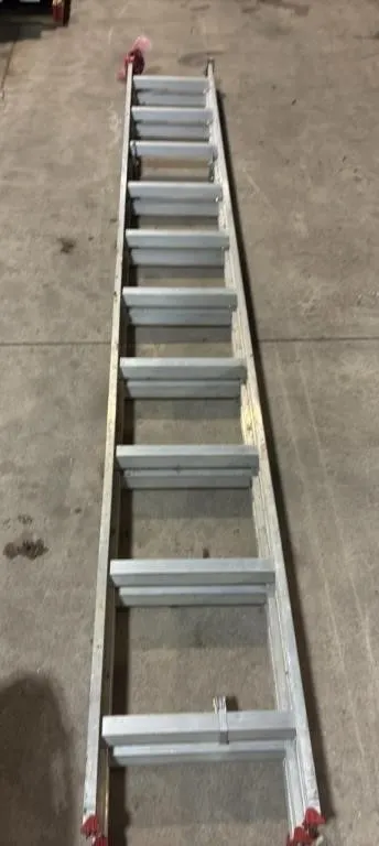 20ft Aluminum Extension Ladder
