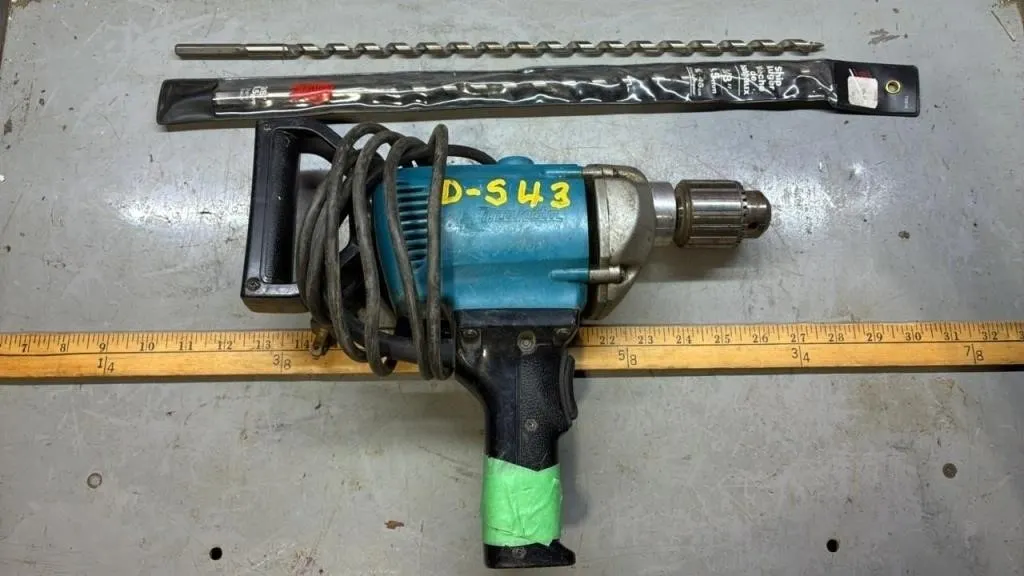 Makita Hammer Drill & 2 Auger Bits.