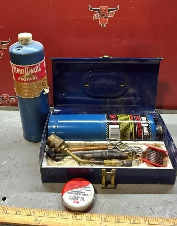 Propane Torch & 2 Tanks (Unknown amount)