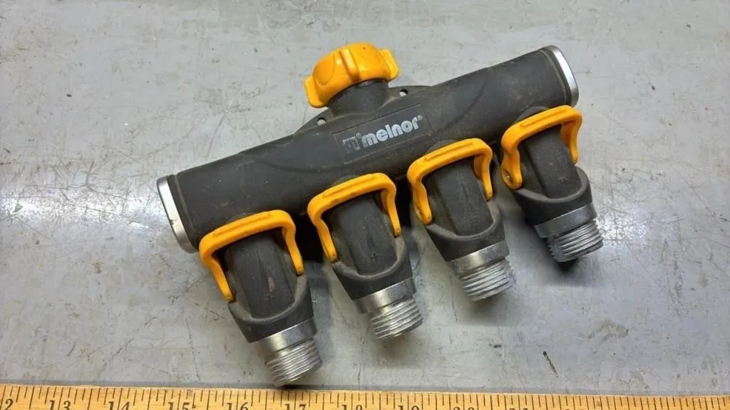 Melnor Hose Splitter.