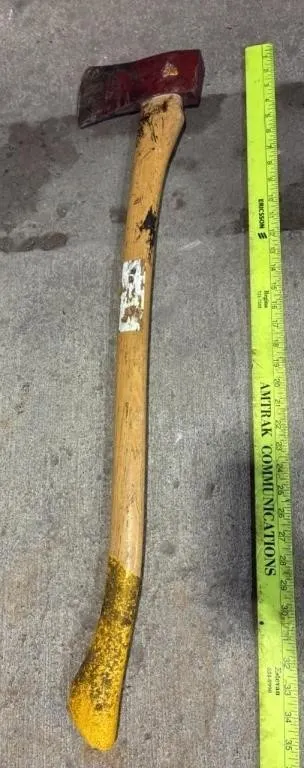 Axe.