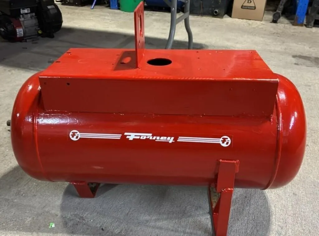 10 Gal Air Tank.