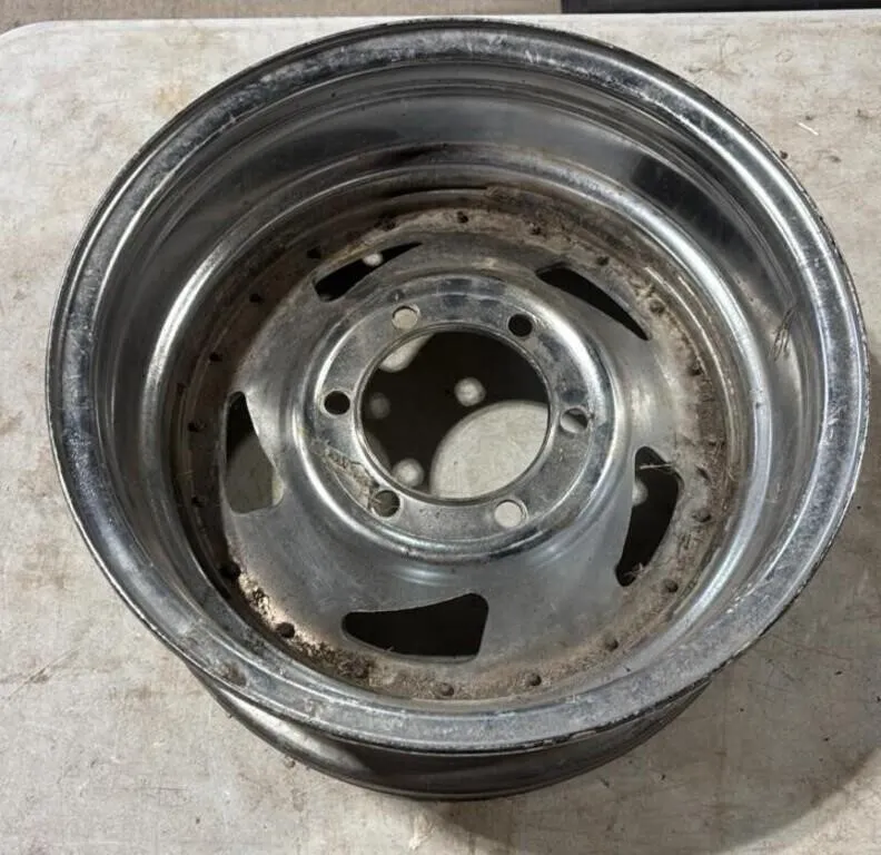 15� x 6� x 4-3/4" BP, 6 Bolt Rim.