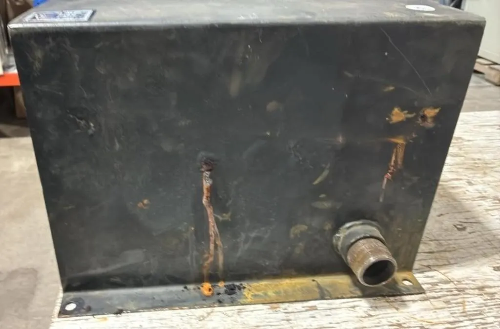 Power Fist Hydraulic Fluid Tank.
