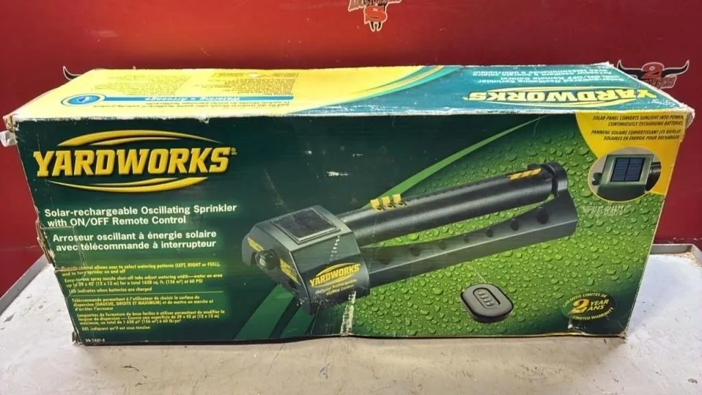Yardworks Oscillating Sprinkler.
