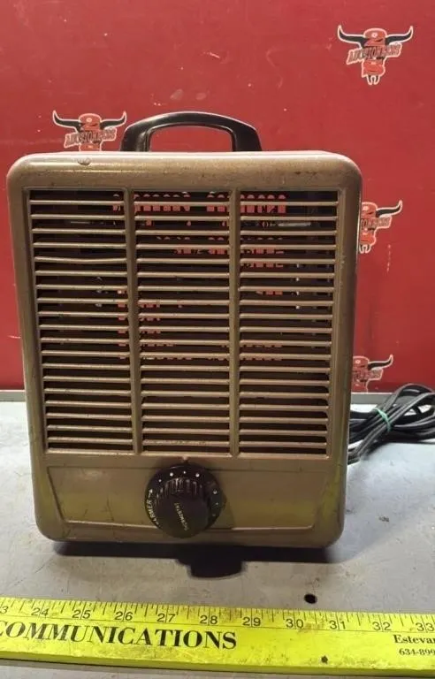 Small Electric Heater. Tested, Working.