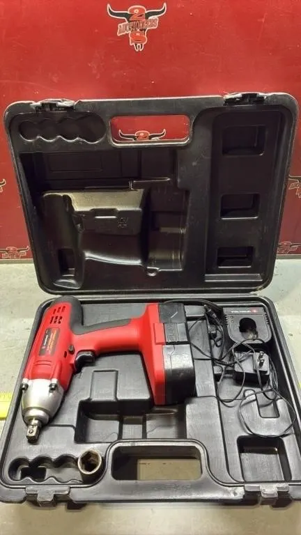 GreatNeck Cordless 1/2� Impact Wrench.
