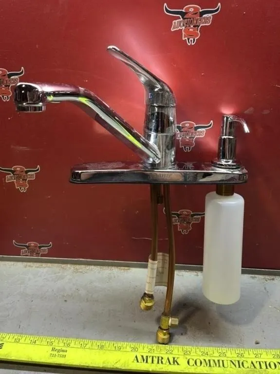 Uninstalled Danze Single Lever Kitchen Faucet