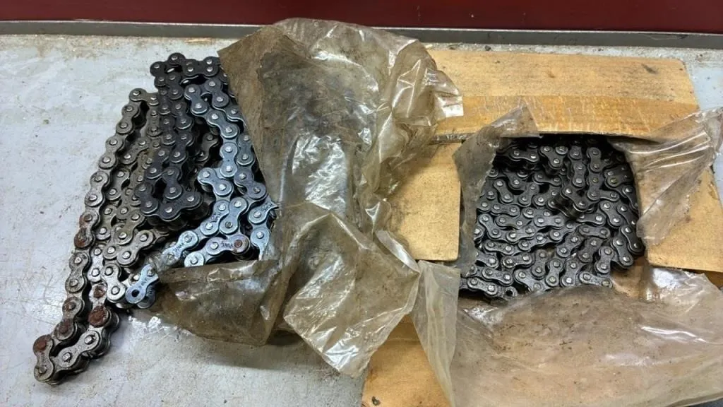 30 & 40 Roller Chain.