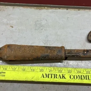 Old Nail Puller.