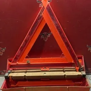 2 Reflective Road Flares