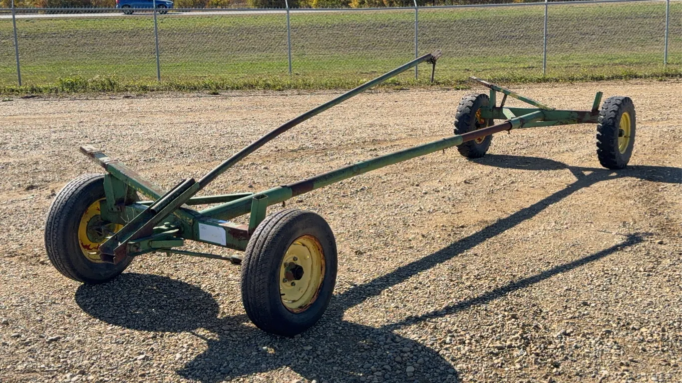 John Deere 4 Wheel Wagon