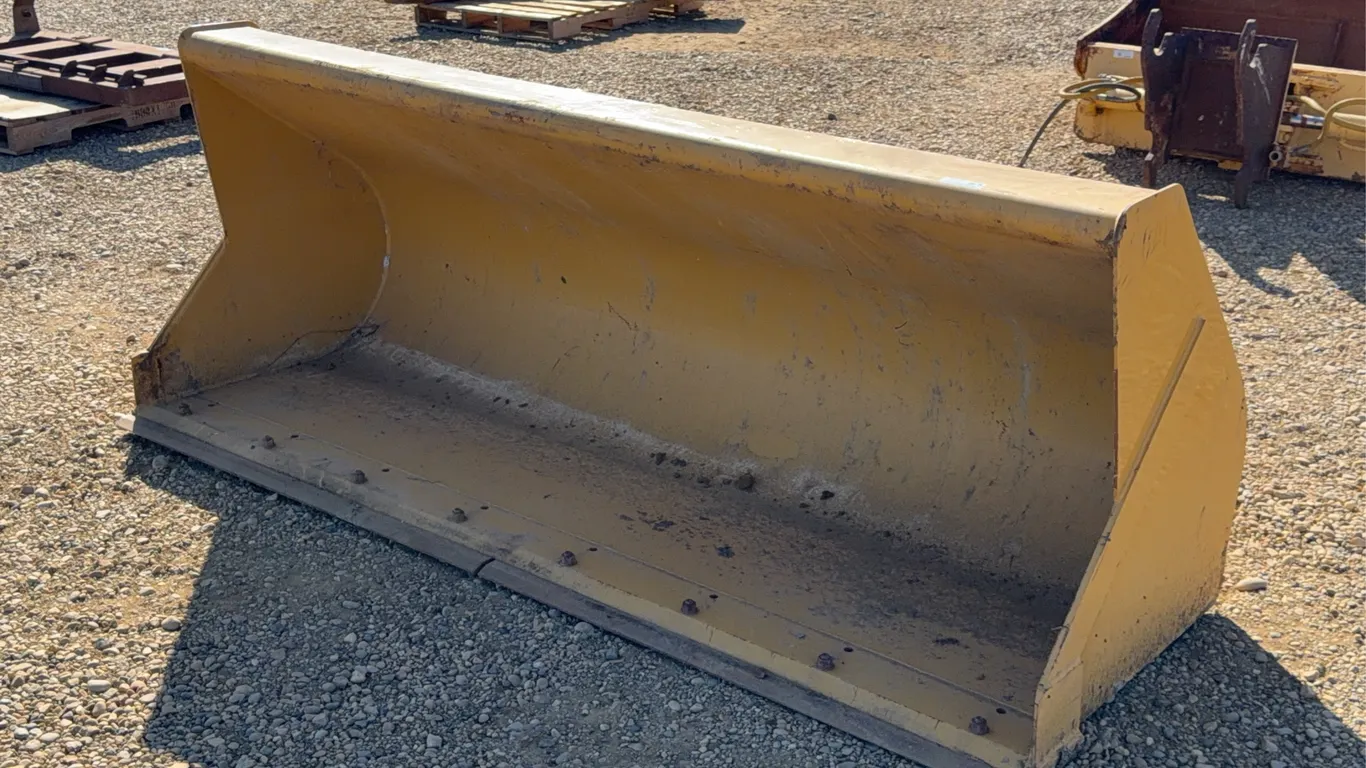 Cat 1.5 Yard Backhoe Loader Bucket