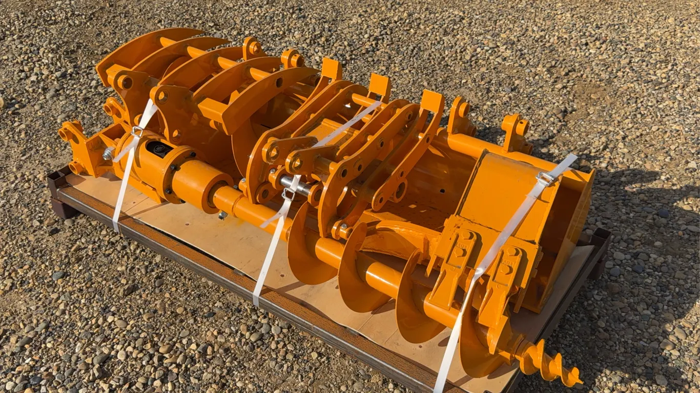 2026 GIYI QTY (8) CAT 301 Excavator Attachments