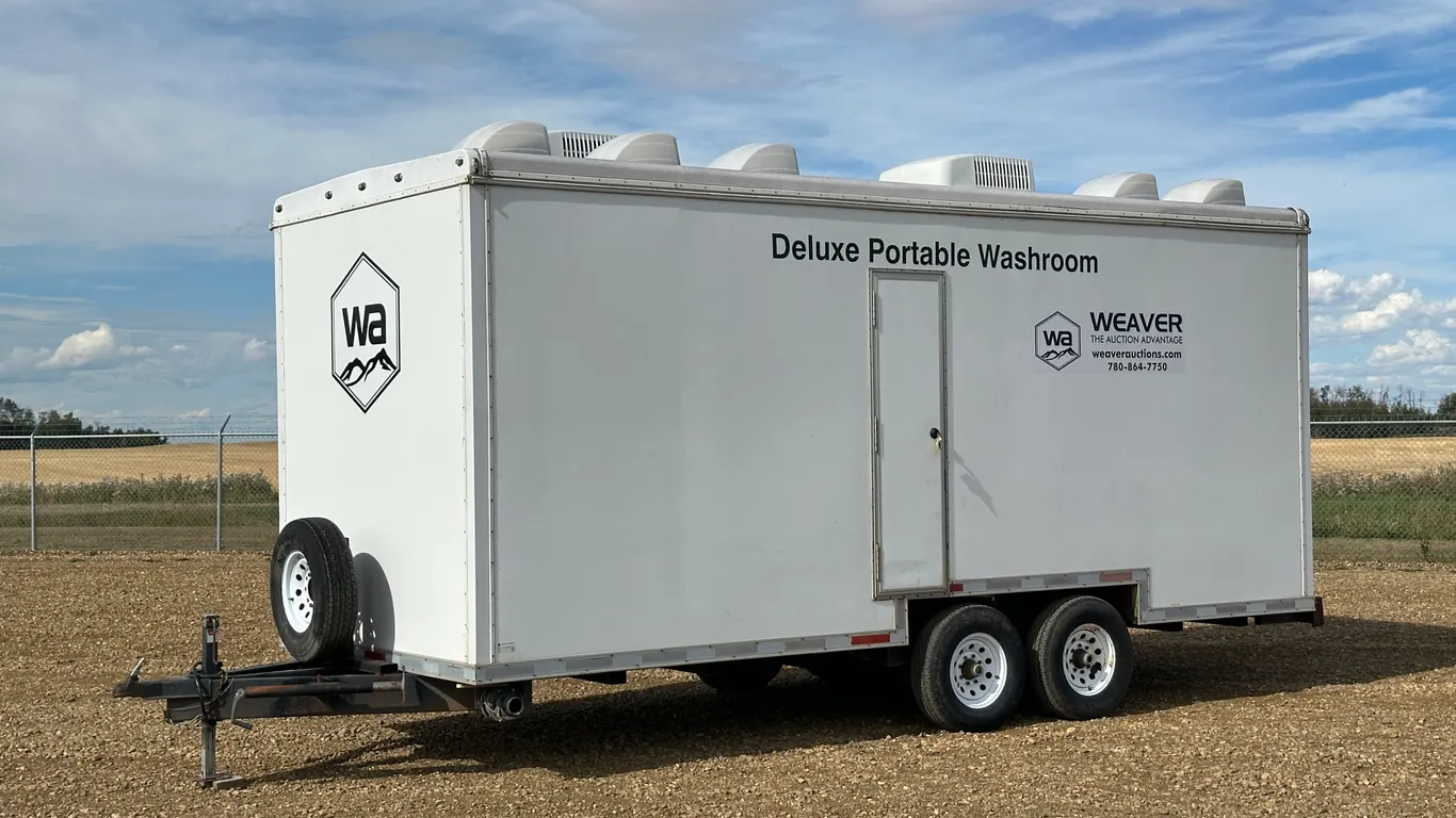 2007 Black Tie ELTIA 20 Ft. T/A Luxury Mobile Restroom Trailer