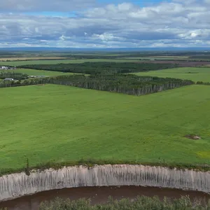 La Crete, AB SE-12-110-15-W5 119.9 +/- Total Acres on Titled Farmland