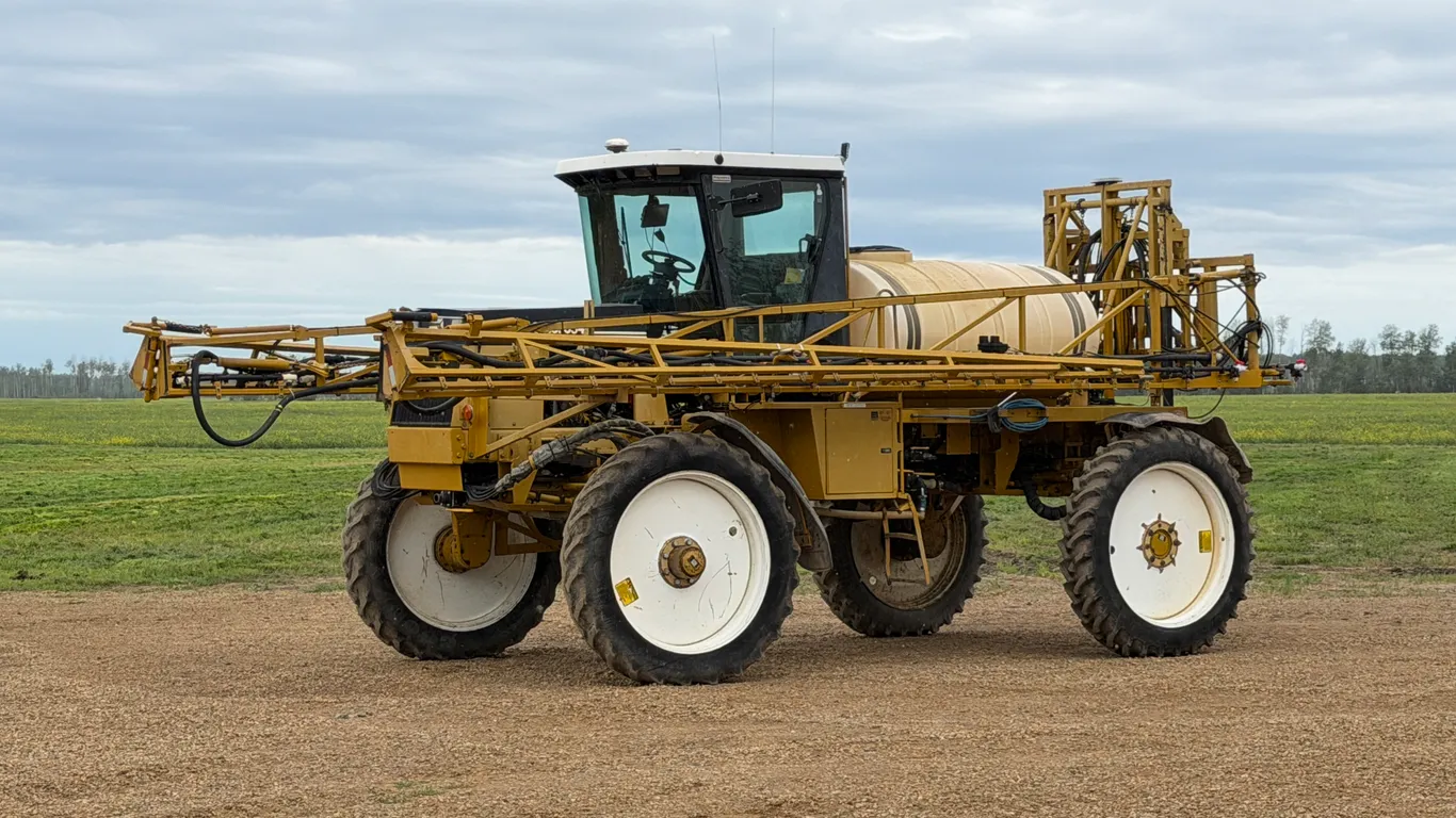 1999 Ag-Chem RoGator RG854 100 Ft. High-Clearance Self-Propelled Sprayer