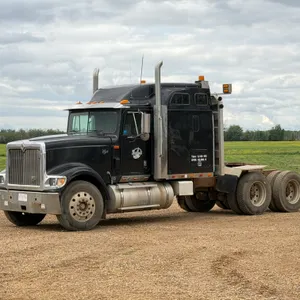 1999 International 9900 Eagle T/A Sleeper Truck Tractor