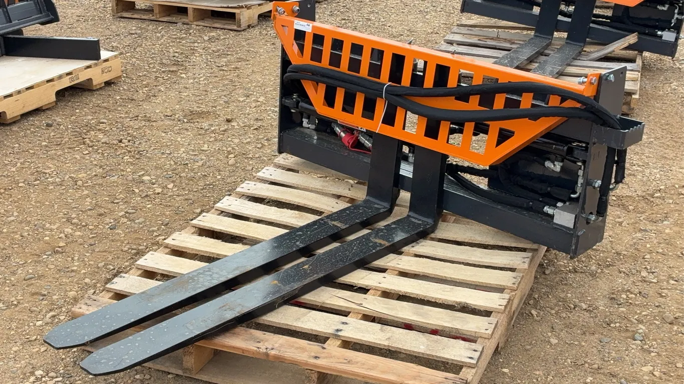 2026 Landhonor 48 IN. Hydraulic Skid Steer Pallet Forks Unused